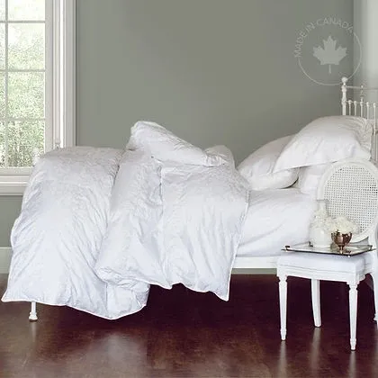James Bay Canadian Wild Goose Down Duvet – 700+ Loft, 400 Thread Count, 100% Cotton Jacquard Cover, by St Genève